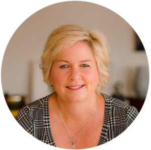 Sue_Kohn_Taylor_Personal_Development_Wellbeing_Coach_Headshot